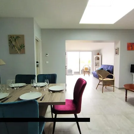 펜션 Belle Maison De Vacances Dans Lauthentique Quartier De La Chaume